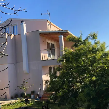 Διαμέρισμα Vaios *