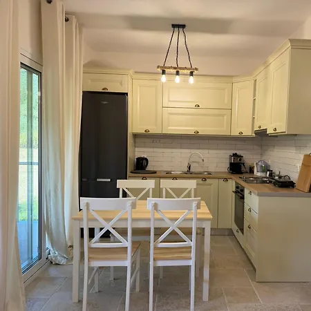 Apartment Vaios *